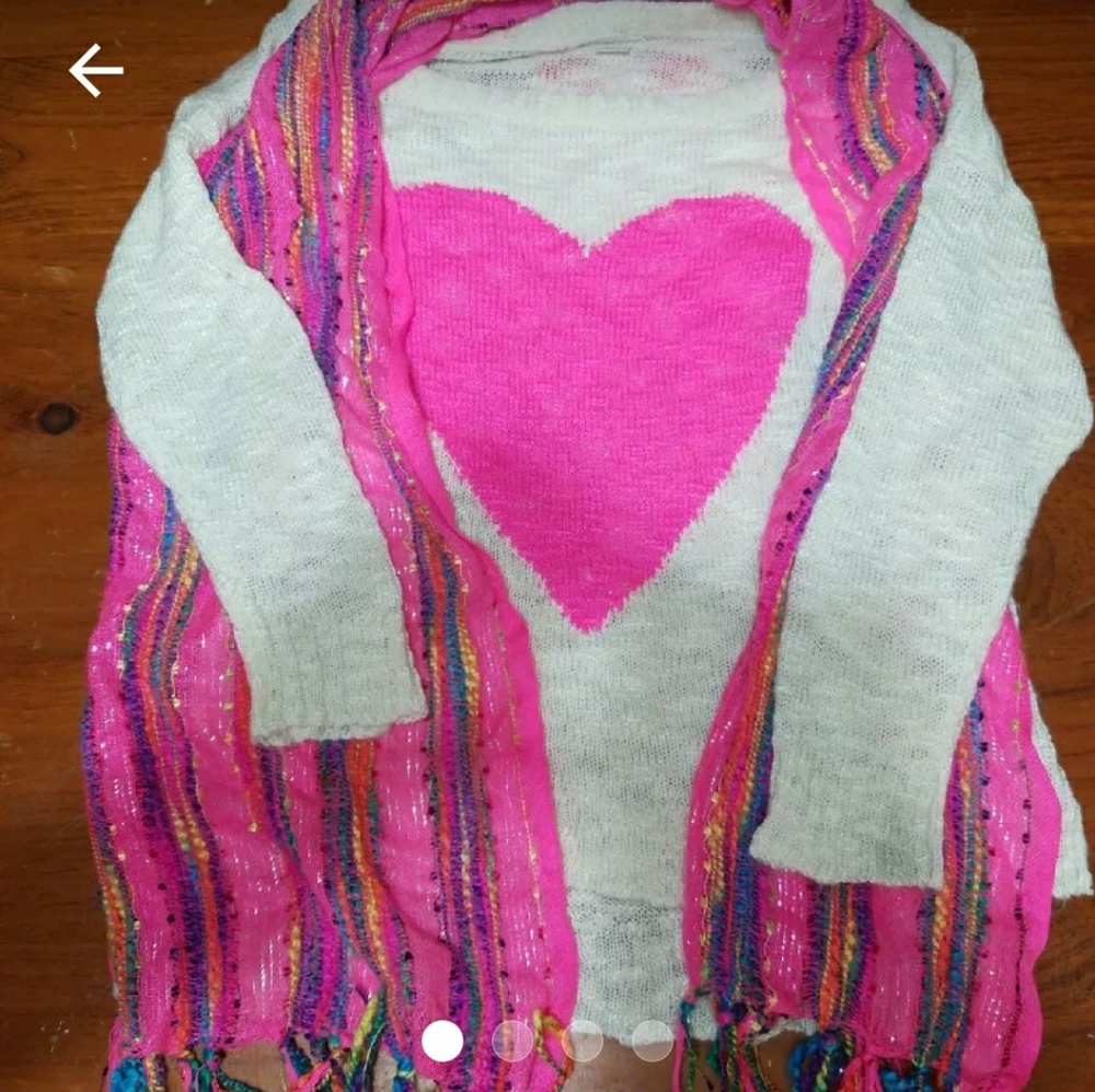 SOLD Sweater and scarf bundle